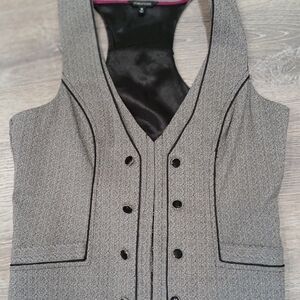 Women's Gray Vest with Black Accents